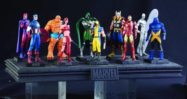CLASSIC MARVEL FIGURINE COLLECTION MAGAZINE #9000: Plinth