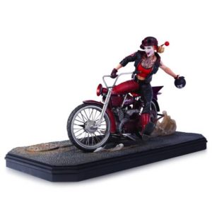 GOTHAM CITY GARAGE STATUE #2: Harley Quinn