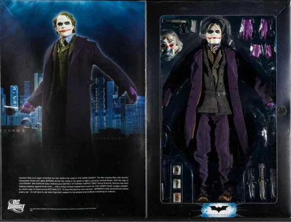 DARK KNIGHT COLLECTOR FIGURE (1-6 SCALE) #1: The Batman (Christian Bale)