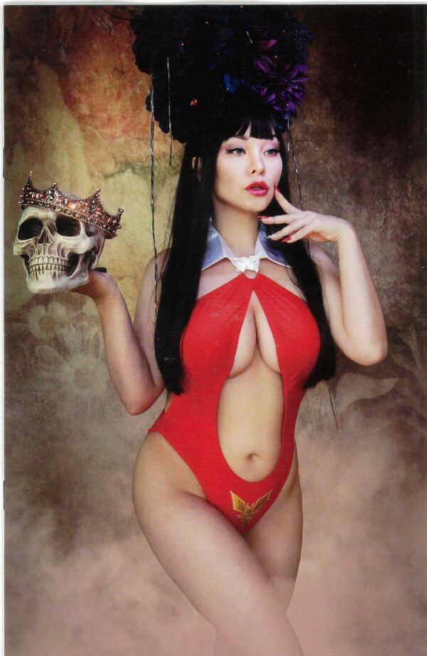 VAMPIRELLA/DRACULA: UNHOLY #1: Ani-Mia virgin Cosplay cover U