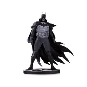 MCFARLANE DC COMICS STATUES #3: Batman Black & White by Mike Mignola