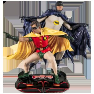 BATMAN 1966: BATMAN & ROBIN 1:8 PVC DIORAMA